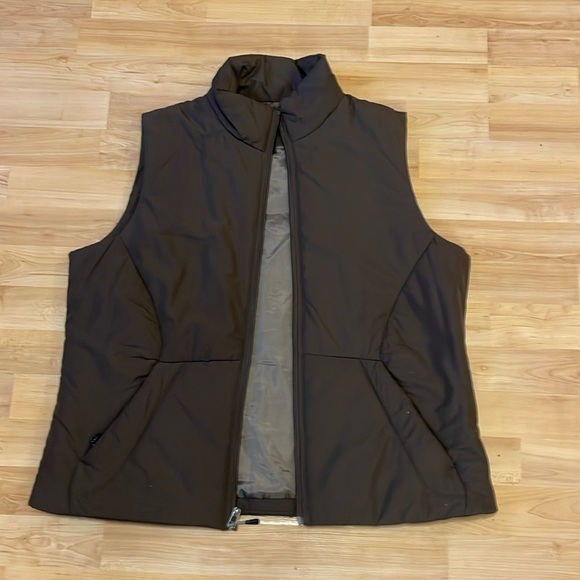 North End women’s puffer vest - Picture 2 of 7